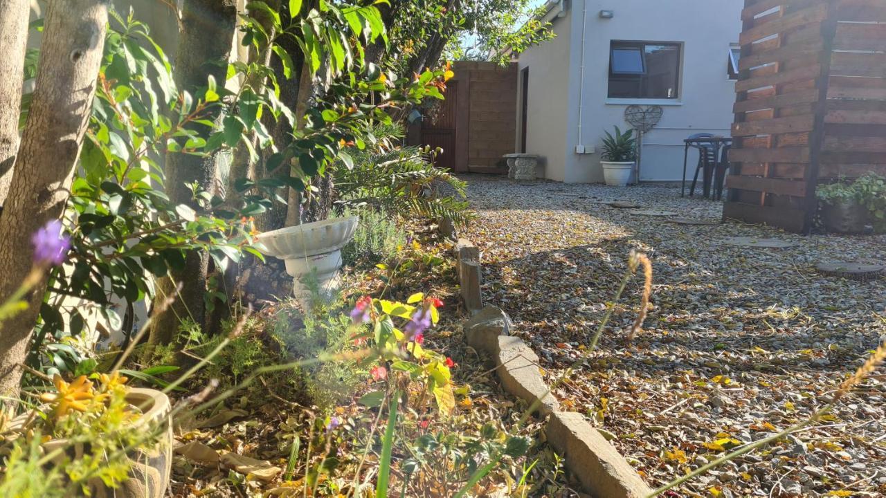 איסט לונדון Luneburgh Cottages מראה חיצוני תמונה